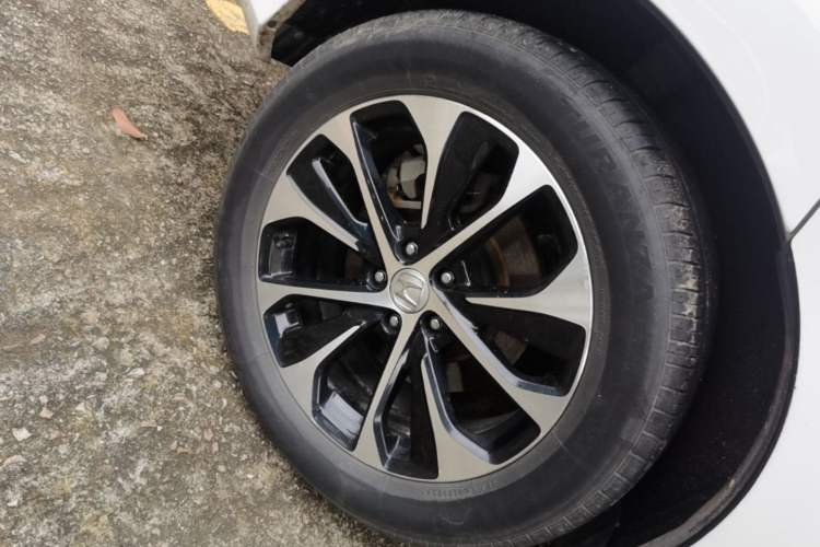 Used Honda Avancier 2019 240TURBO Two-Wheel Drive Elite Edition Right Rear Wheel Hub