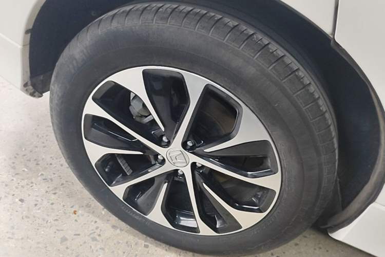 Used Honda Avancier 2019 240TURBO Two-Wheel Drive Elite Edition Right Rear Wheel Hub