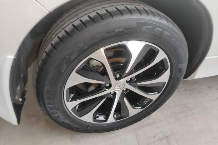 Used Honda Avancier 2019 240TURBO Two-Wheel Drive Elite Edition Right Rear Wheel Hub