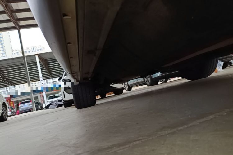 Used Honda Avancier 2019 240TURBO Two-Wheel Drive Elite Edition Right Side Sill