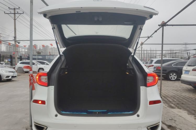 Used Honda Avancier 2019 240TURBO Two-Wheel Drive Elite Edition Trunk