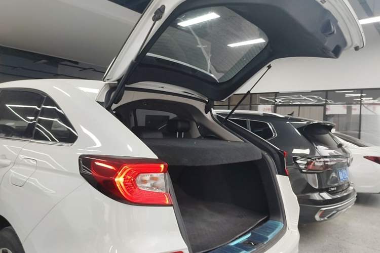 Used Honda Avancier 2019 240TURBO Two-Wheel Drive Elite Edition Trunk