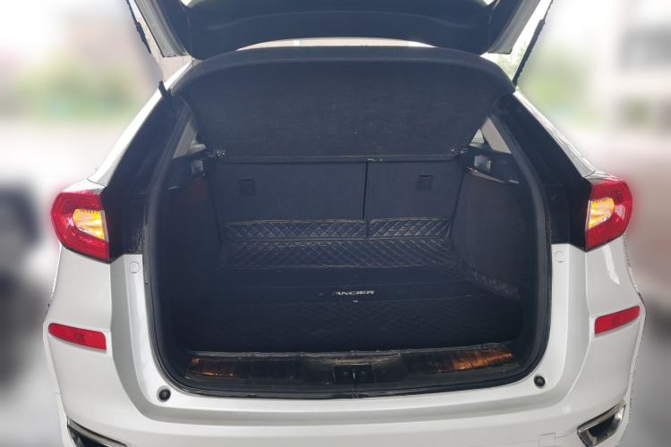 Used Honda Avancier 2019 240TURBO Two-Wheel Drive Elite Edition Trunk