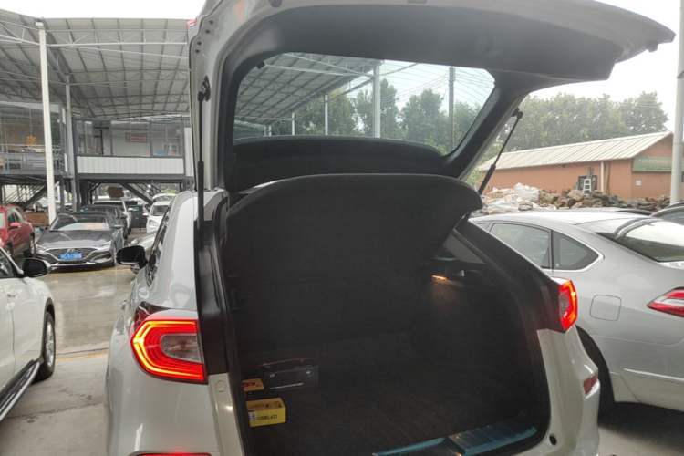 Used Honda Avancier 2019 240TURBO Two-Wheel Drive Elite Edition Trunk