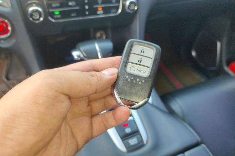 Used Honda Avancier 2019 240TURBO Two-Wheel Drive Comfort Version Vehicle Key
