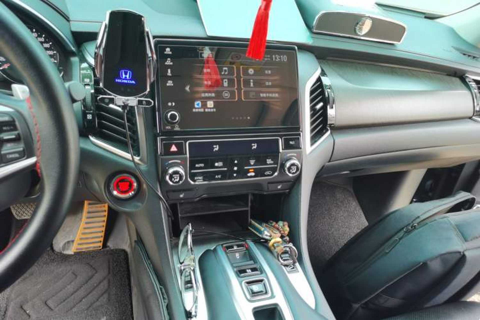 Used Honda Avancier 2020 370TURBO Two-Wheel Drive Luxury Edition Audio And AC Panel