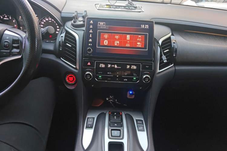 Used Honda Avancier 2020 370TURBO Four-Wheel Drive Premium Edition Audio And AC Panel