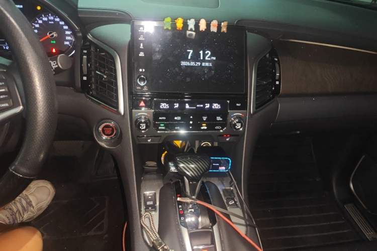 Used Honda Avancier 2020 240TURBO Two-Wheel Drive Premium Edition Audio And AC Panel