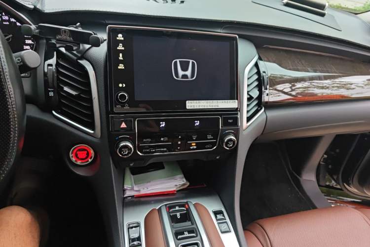 Used Honda Avancier 2020 370TURBO Two-Wheel Drive Luxury Edition Audio And AC Panel