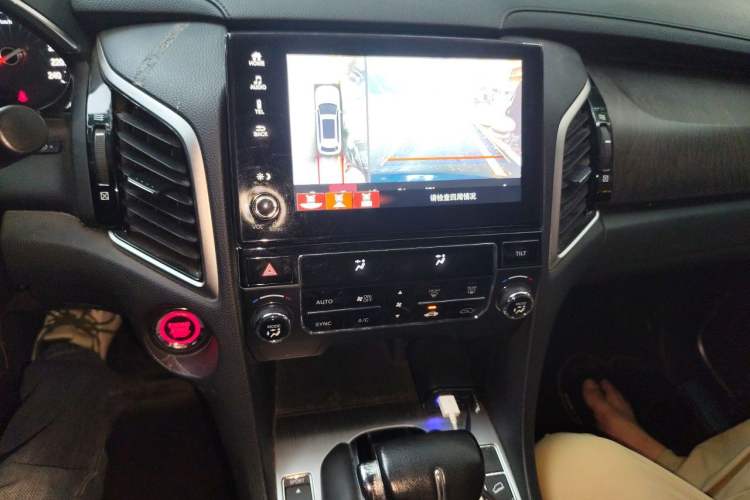 Used Honda Avancier 2020 240TURBO Two-Wheel Drive Comfort Edition Audio And AC Panel