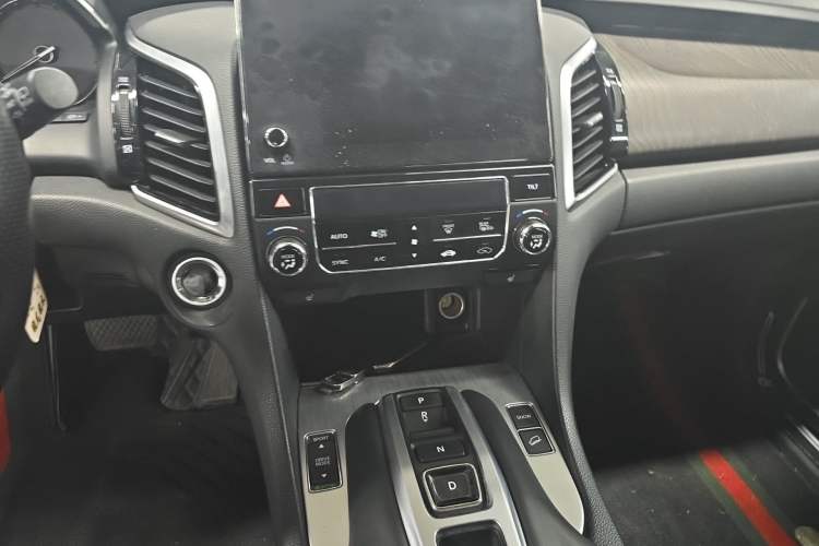 Used Honda Avancier 2020 370TURBO Two-Wheel Drive Luxury Edition Audio And AC Panel