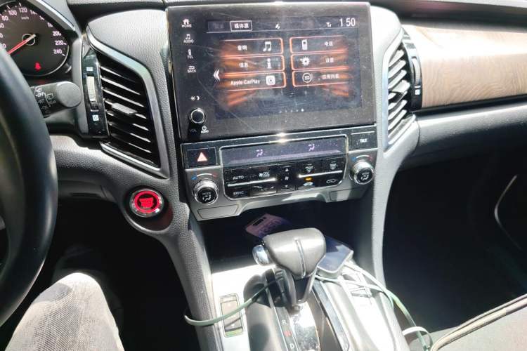 Used Honda Avancier 2020 240TURBO Two-Wheel Drive Comfort Edition Audio And AC Panel