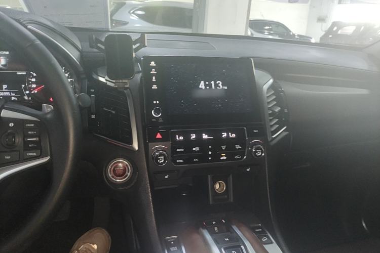 Used Honda Avancier 2020 370TURBO Two-Wheel Drive Luxury Edition Center Console