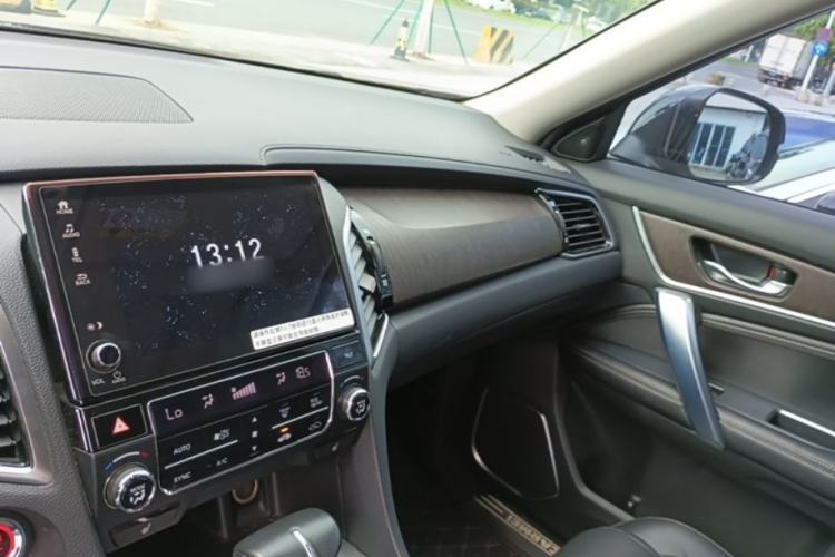 Used Honda Avancier 2020 240TURBO Front-Wheel Drive Smart Edition Center Console