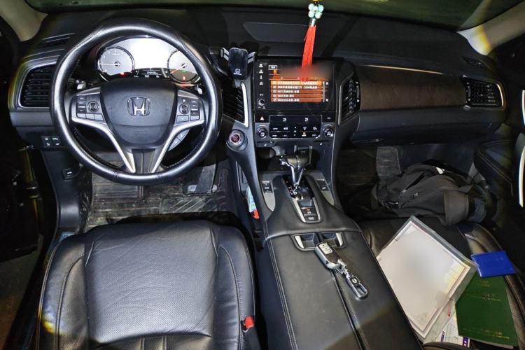 Used Honda Avancier 2020 240TURBO Two-Wheel Drive Premium Edition Center Console