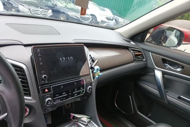 Used Honda Avancier 2020 370TURBO Two-Wheel Drive Luxury Edition Center Console