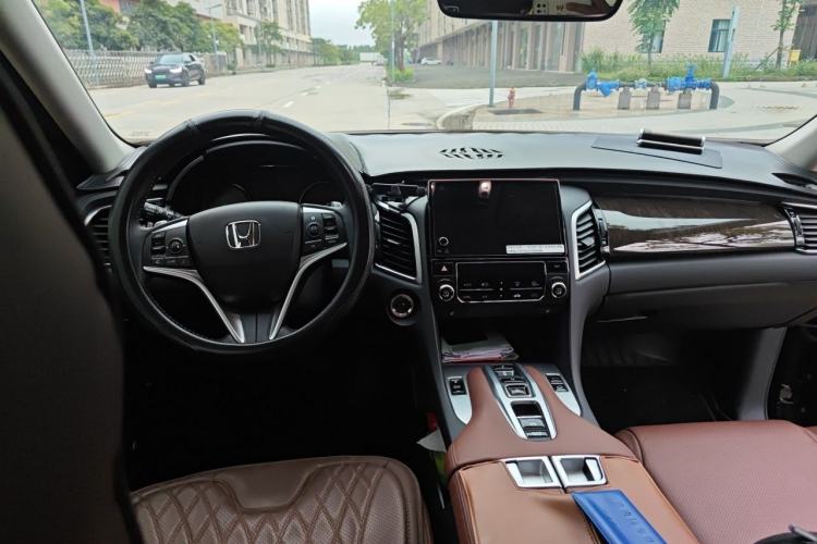 Used Honda Avancier 2020 370TURBO Two-Wheel Drive Luxury Edition Center Console