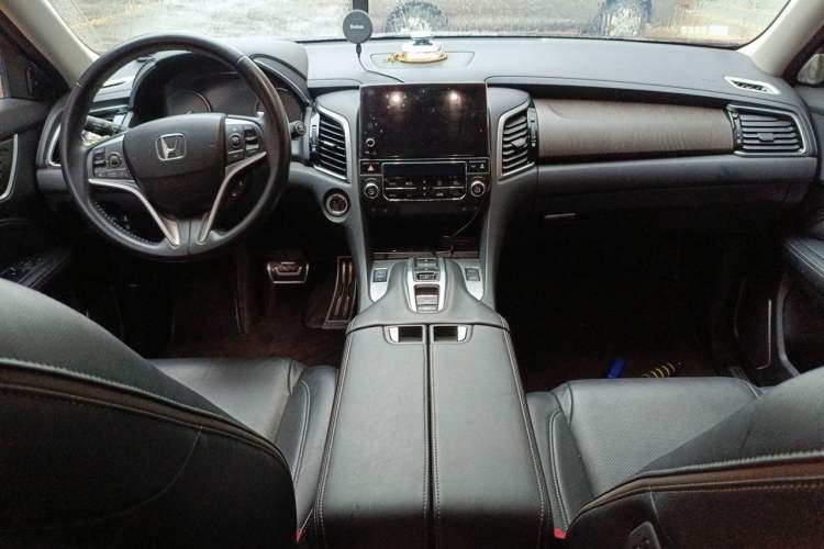 Used Honda Avancier 2020 370TURBO Four-Wheel Drive Supreme Edition Center Console