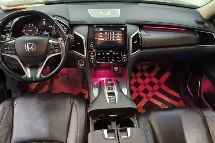 Used Honda Avancier 2020 370TURBO Two-Wheel Drive Luxury Edition Center Console