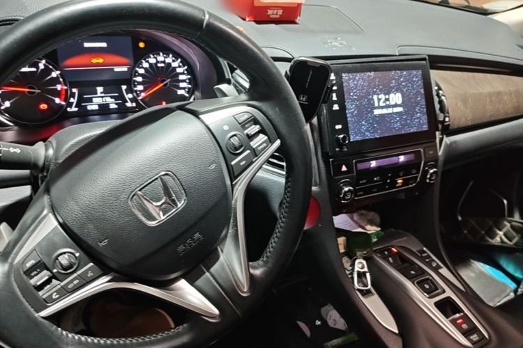 Used Honda Avancier 2020 370TURBO Two-Wheel Drive Luxury Edition Center Console