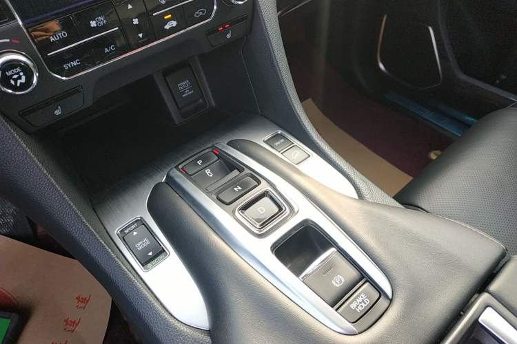 Used Honda Avancier 2020 370TURBO Four-Wheel Drive Premium Edition Gear Lever