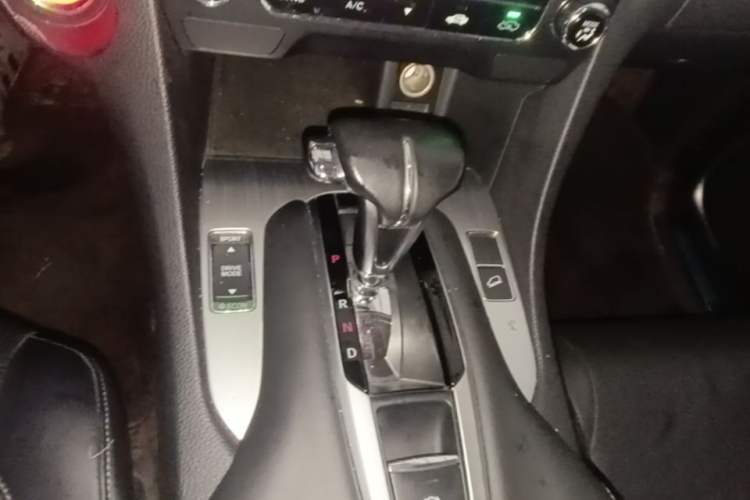 Used Honda Avancier 2020 240TURBO Two-Wheel Drive Comfort Edition Gear Lever