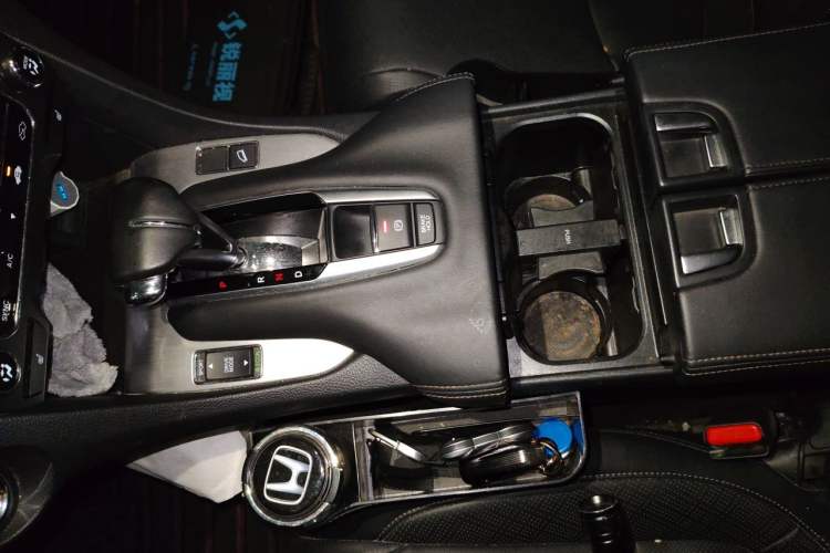 Used Honda Avancier 2020 240TURBO Front-Wheel Drive Smart Edition Gear Lever