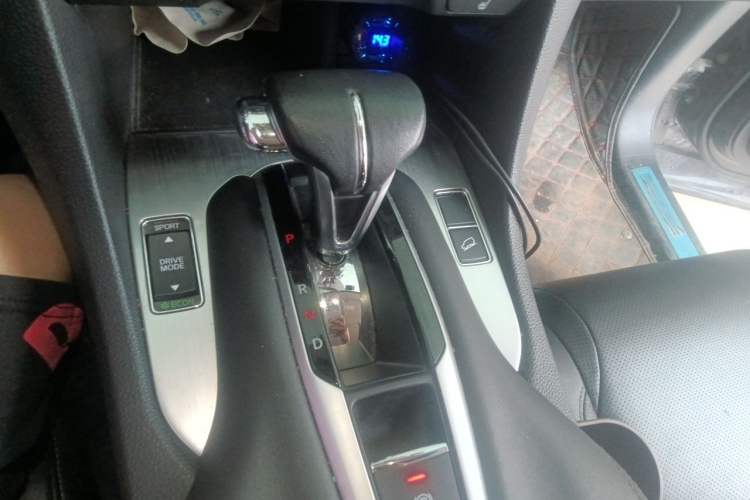Used Honda Avancier 2020 240TURBO Front-Wheel Drive Smart Edition Gear Lever