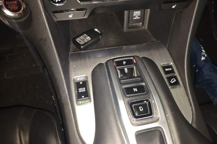 Used Honda Avancier 2020 370TURBO Two-Wheel Drive Luxury Edition Gear Lever