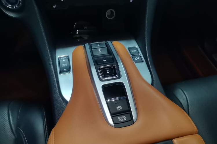 Used Honda Avancier 2020 370TURBO Two-Wheel Drive Luxury Edition Gear Lever