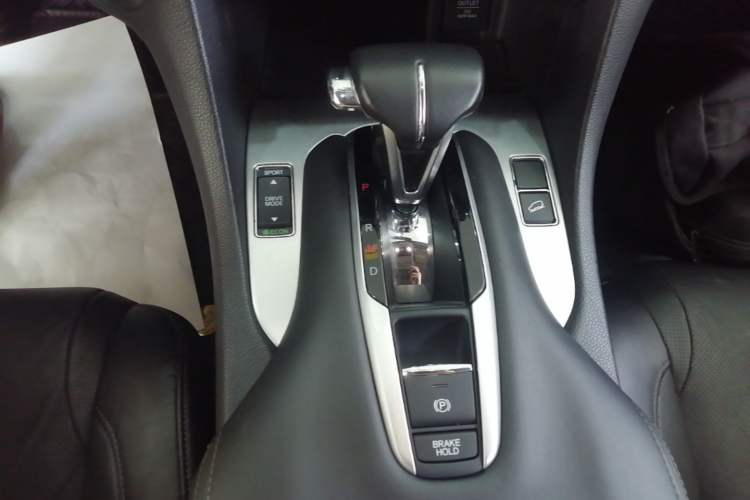 Used Honda Avancier 2020 240TURBO Two-Wheel Drive Comfort Edition Gear Lever