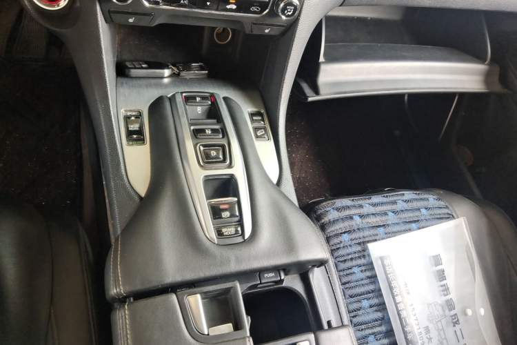 Used Honda Avancier 2020 370TURBO Four-Wheel Drive Premium Edition Gear Lever