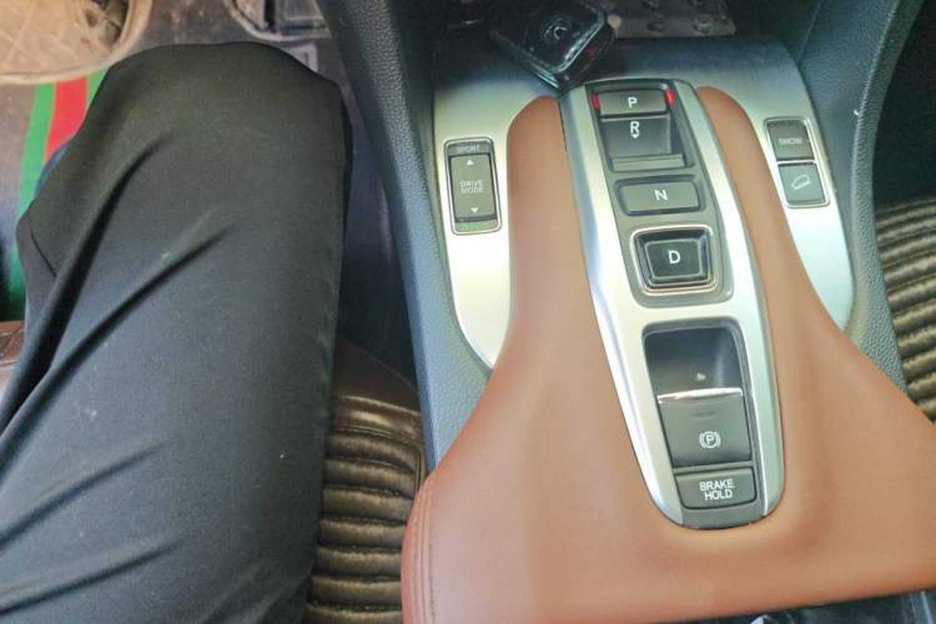Used Honda Avancier 2020 370TURBO Two-Wheel Drive Luxury Edition Gear Lever