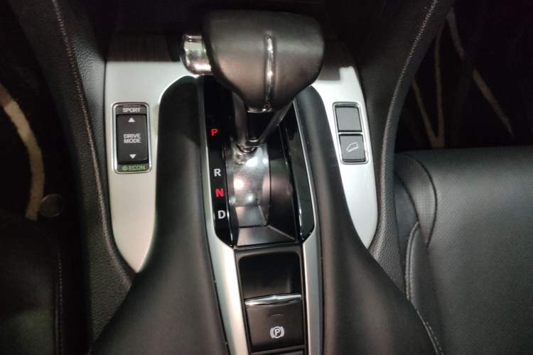 Used Honda Avancier 2020 240TURBO Front-Wheel Drive Smart Edition Gear Lever