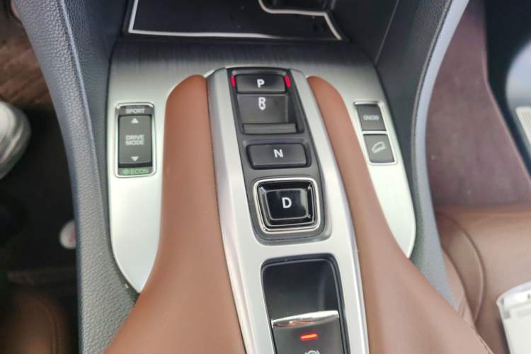 Used Honda Avancier 2020 370TURBO Four-Wheel Drive Supreme Edition Gear Lever