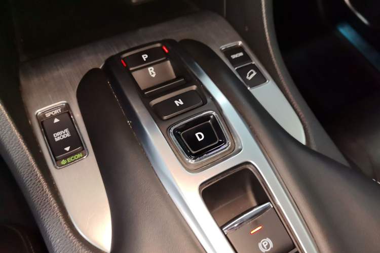 Used Honda Avancier 2020 370TURBO Two-Wheel Drive Luxury Edition Gear Lever