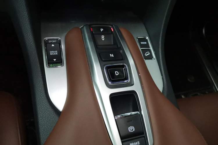 Used Honda Avancier 2020 370TURBO Four-Wheel Drive Premium Edition Gear Lever