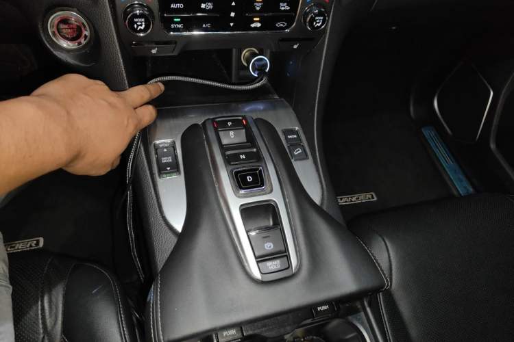 Used Honda Avancier 2020 370TURBO Four-Wheel Drive Premium Edition Gear Lever