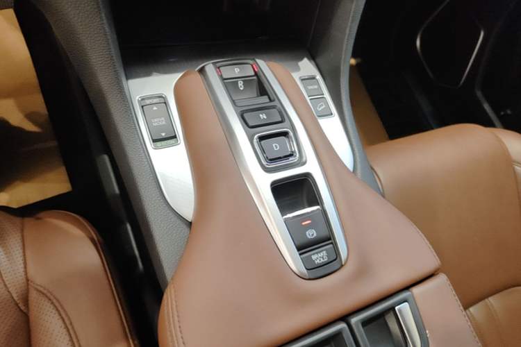 Used Honda Avancier 2020 370TURBO Four-Wheel Drive Premium Edition Gear Lever