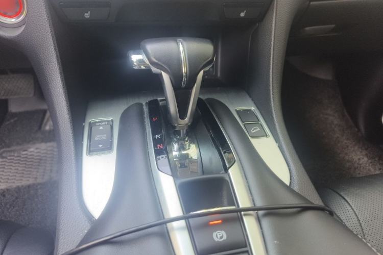 Used Honda Avancier 2020 240TURBO Two-Wheel Drive Premium Edition Gear Lever