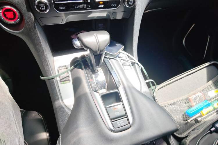Used Honda Avancier 2020 240TURBO Two-Wheel Drive Comfort Edition Gear Lever