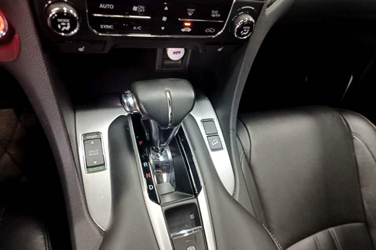 Used Honda Avancier 2020 240TURBO Front-Wheel Drive Smart Edition Gear Lever