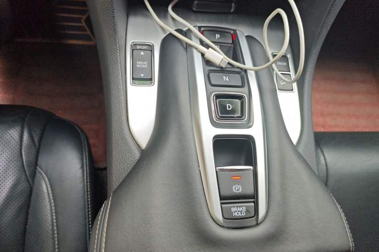 Used Honda Avancier 2020 370TURBO Four-Wheel Drive Premium Edition Gear Lever