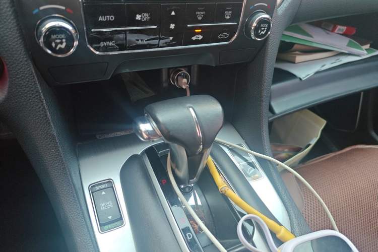 Used Honda Avancier 2020 240TURBO Two-Wheel Drive Comfort Edition Gear Lever