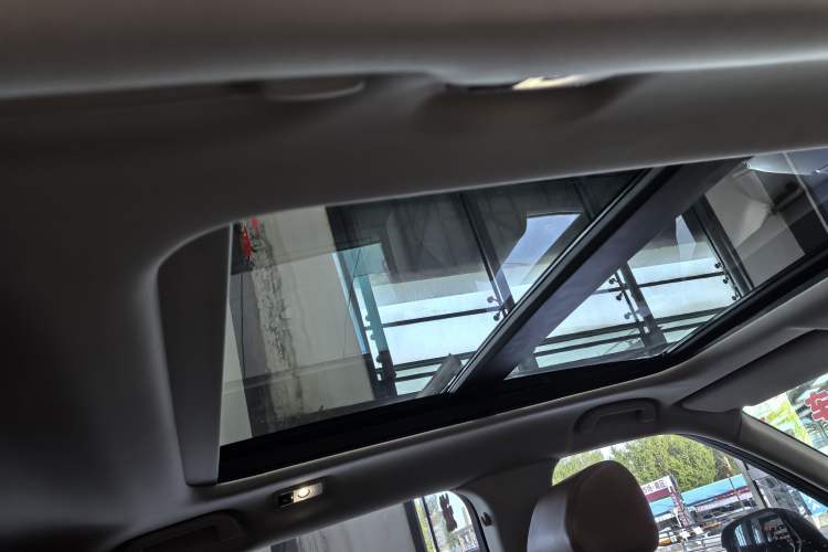 Used Honda Avancier 2020 370TURBO Four-Wheel Drive Supreme Edition Headliner