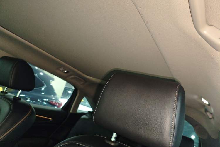 Used Honda Avancier 2020 370TURBO Four-Wheel Drive Premium Edition Headliner