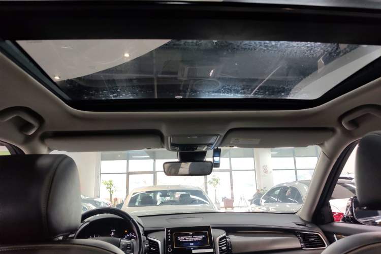 Used Honda Avancier 2020 370TURBO Two-Wheel Drive Luxury Edition Headliner
