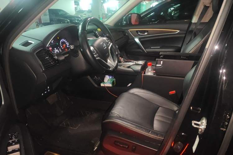 Used Honda Avancier 2020 240TURBO Two-Wheel Drive Premium Edition Left Front Seat