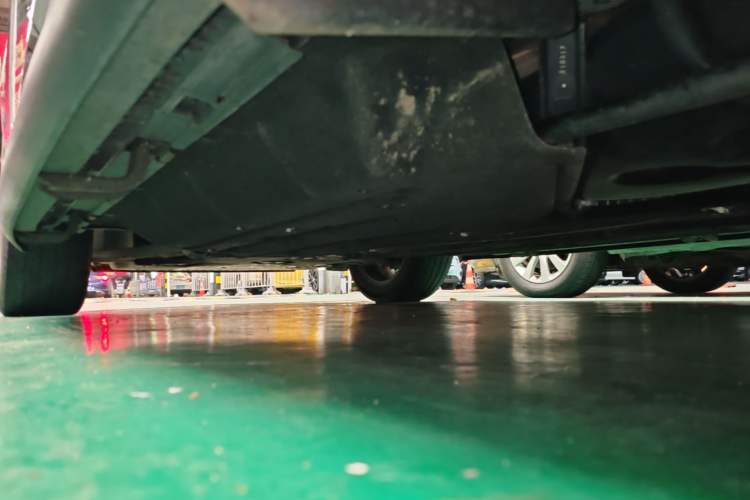 Used Honda Avancier 2020 240TURBO Two-Wheel Drive Premium Edition Left Side Sill