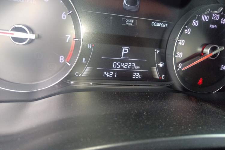 Used Honda Avancier 2020 370TURBO Two-Wheel Drive Luxury Edition Odometer Close Up